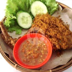 Nasi Ayam Goreng Sambel Demit