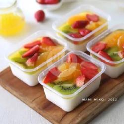 Puding Susu Buah