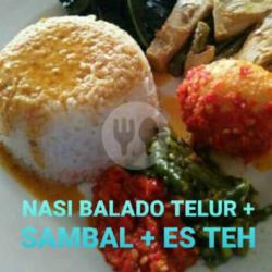 Nasi   Balado Telur    Sambal   Gorengan   Es Teh