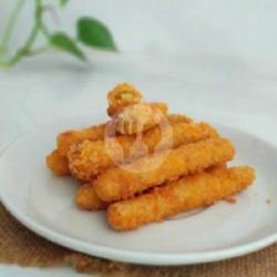 Stik Pisang Crispy Saos Strawberry