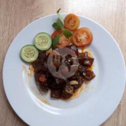 Tumis Kikil  (1 Porsi)