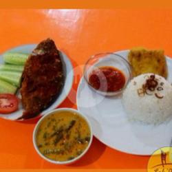 Nasi Nila Sambel