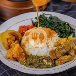 Nasi Gulai Kikil