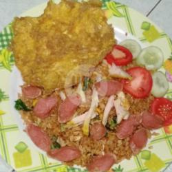 Nasgor Ayam Telur Sosis