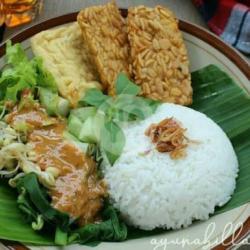 Nasi Pecel Nganjuk