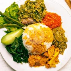 Nasi Dendeng Lado Hijau