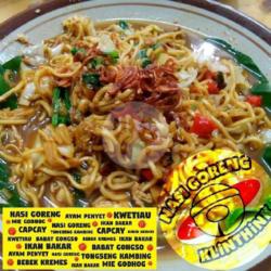 Mie Godhog Spesial