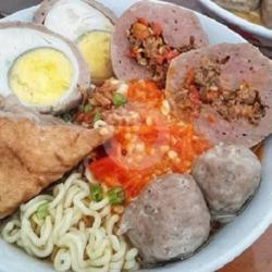 Bakso Campur Mercon Telur