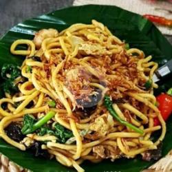 Mie Kuning Goreng Telur