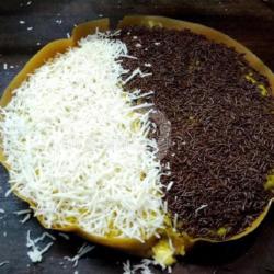 Martabak Keju Kismis Coklat Susu