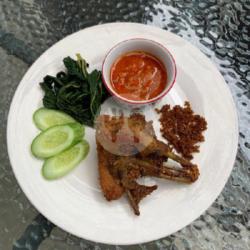 Bebek Goreng Rempah Ukuran Besar