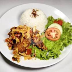 Nasi Ayam Geprek Tahu Tempe Terong Sambal Mangga Muda