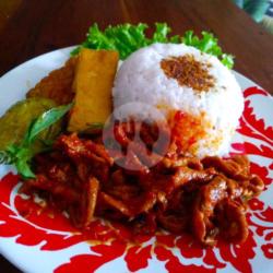 Krengsengan Usus Ayam   Nasi