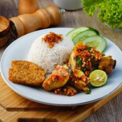 Nasi Ayam Sambel Kemangi