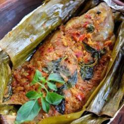 Pepes Ikan Nila Merah