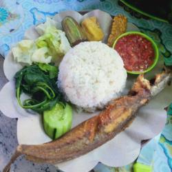 Tempong Lele Goreng Tanpa Nasi