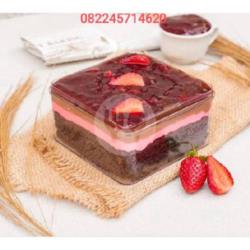 Summer Berry Dessert Box