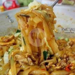 Kwetiaw Goreng / Rebus