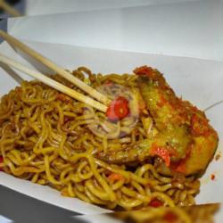 Mie Naga Sayap