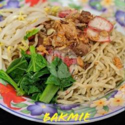 Bakmie Pangsit Rebus (2pcs)