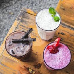 Milkshake (vanilla,coklat,strawberry)