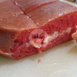 Red Velvet Keju Susu