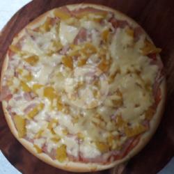 Pizza Hawaiian