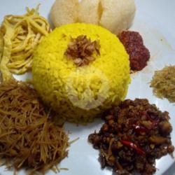 Nasi Kuning Manado