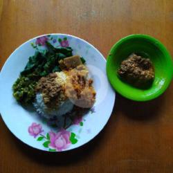 Nasi Rendang   Sayur Komplit