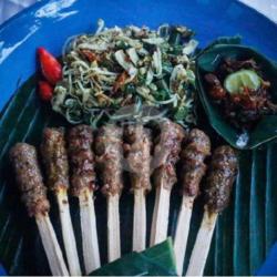 Sate Lilit Ayam Dan Sayur Urap