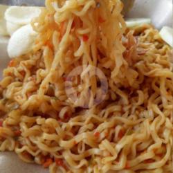 Tsalist ( Lv 3 )   Bakso   Sosis   Milo Dingin