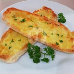 Garlic Bread With Cheese