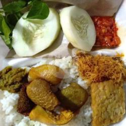 Nasi Babat Dan Paru Goreng   Teh Pucuk