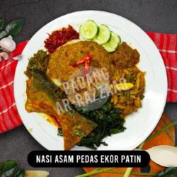 Nasi Bungkus Ekor Patin Asam Pedas