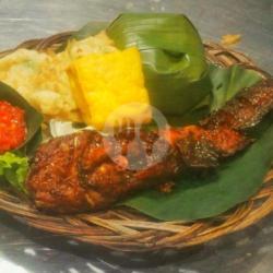 Nasi Timbel Lele Bakar(tanpa Tahu Tempe)