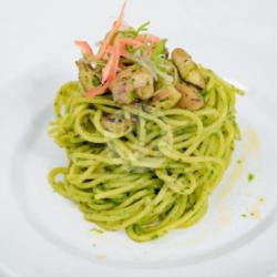 Spaghetti Chicken Pesto