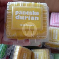 Pancake Durian Full Daging Tanpa Krim