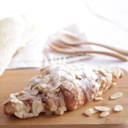 Almond Croissant