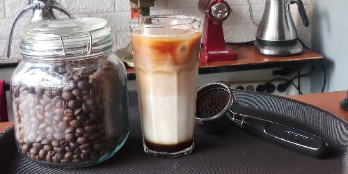 Trunojoyo Coffee, Klojen
