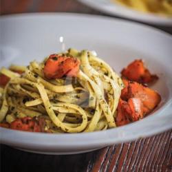 Salmon Pesto Pasta