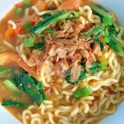 Indomie Kuah Kari Ayam