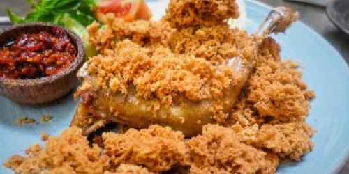 Ayam Kremes dan Pecel Lele Mesem, Cilacap Tengah
