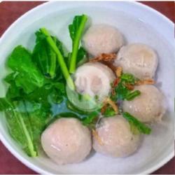 Bakso Kakap (good Taste Fish Ball In Soup)