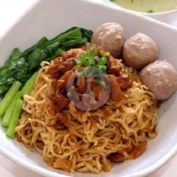 Indomie Goreng Bakso Usus Ayam