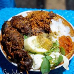 Nasi Bebek. Nasi Ati Ampela Ati .nasi Telor Dadar