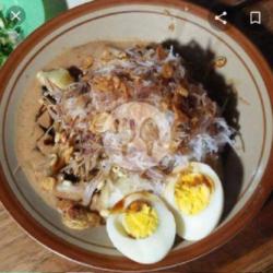 Kotoprak Lontong Pedas   Telor Bulat