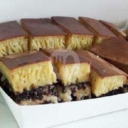 Terang Bulan Cokelat
