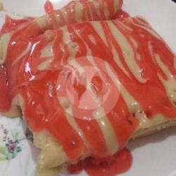 Pancong Lumer Strawberry Susu