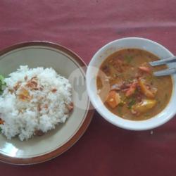 Soto Jeroan Sapi Nasi Putih