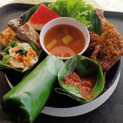 Nasi Timbel Bebek Goreng / Bakar